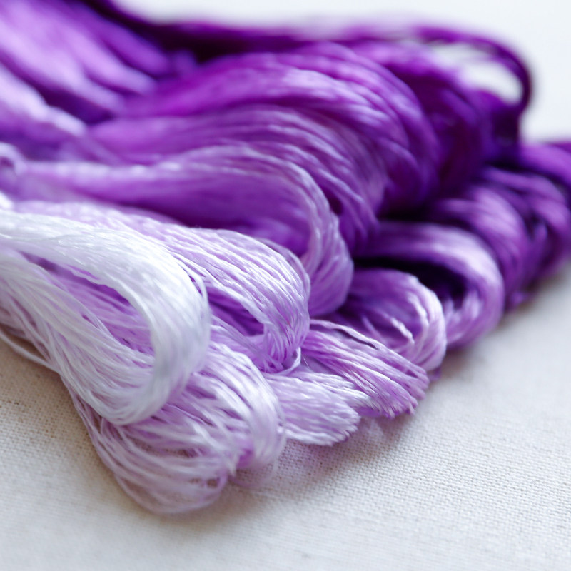 Sewing Necessities - ไหมปักลายซูโจว 20 เมตร 8 สี แต่ละสีมี