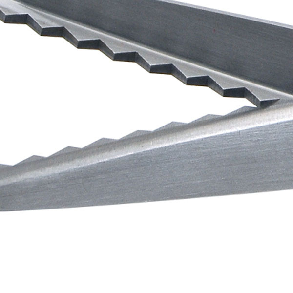Pinking Shear Blade - กรรไกรตัดผ้าใบมีดสามเหลี่ยม 5 มม. ใบมีดสแตนเลสสีเขียว ด้ามจับ ABS