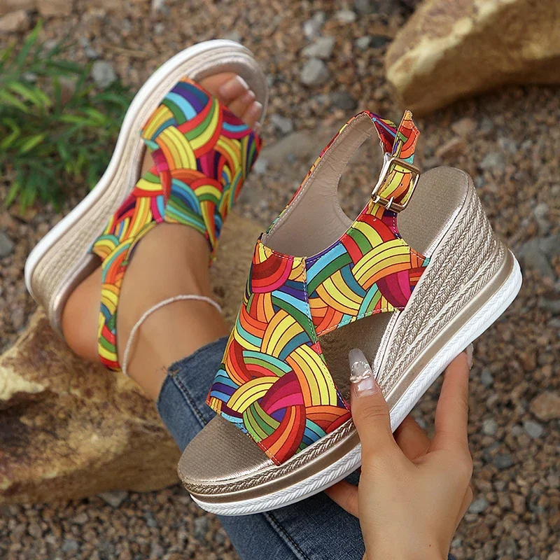 Rainbow Graffiti WEDGE รองเท้า - Elastic Waistband Roll บทวิจารณ์และราคา
