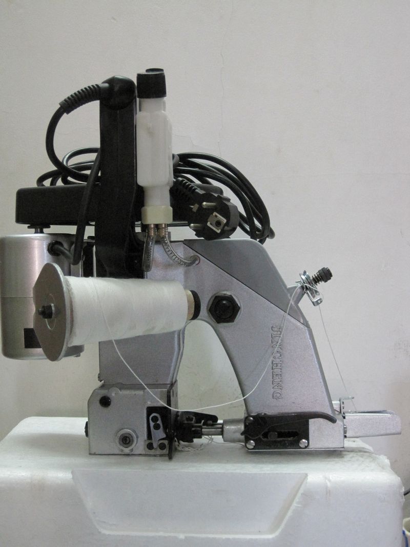 จักรเย็บผ้าแบบพกพา จักรเย็บผ้า - Sewing Machine In Textile บทวิจารณ์และราคา