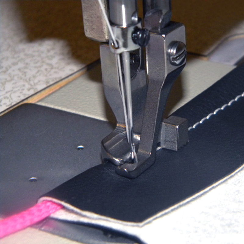 ชิ้นส่วนจักรเย็บผ้าเท้าเดินอุต - Textile Sewing Machines บทวิจารณ์และราคา