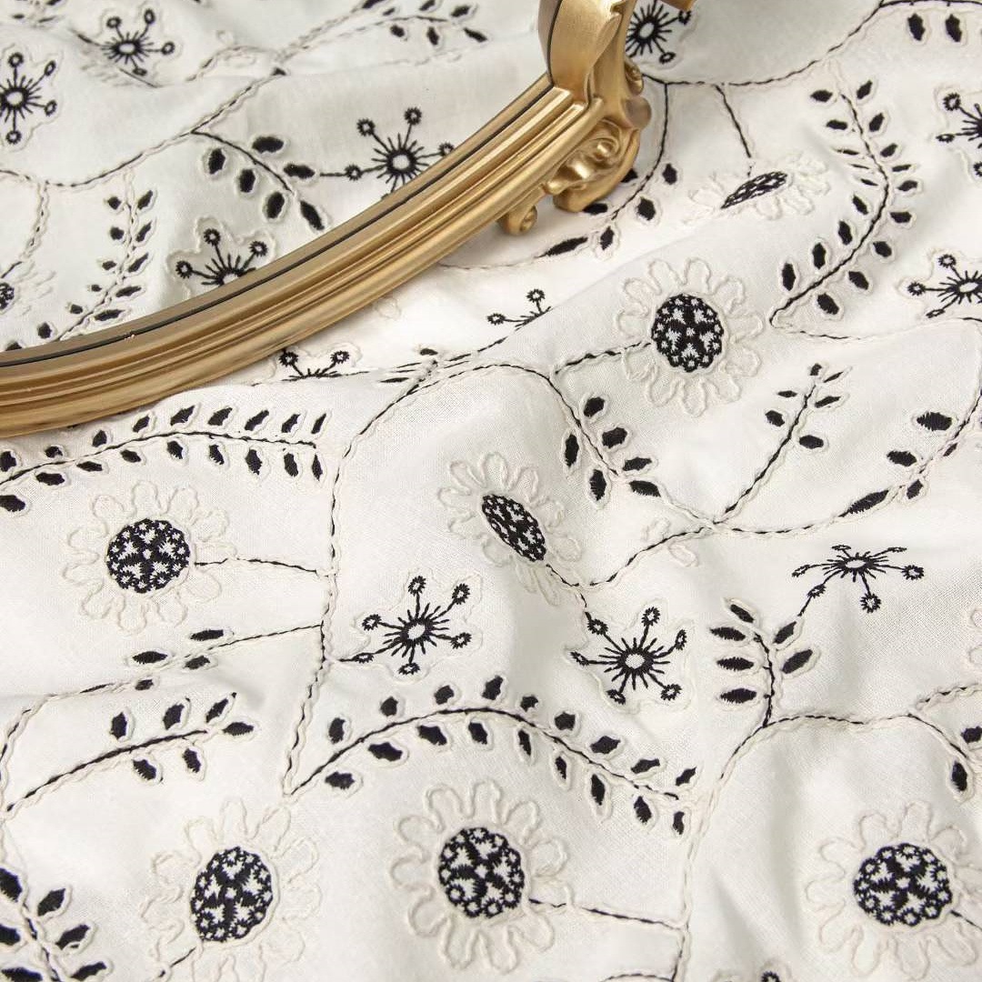 ผ้าลูกไม้ปักลาย 3 มิติ แบบวินเ - Vintage Sewing Textile บทวิจารณ์และราคา